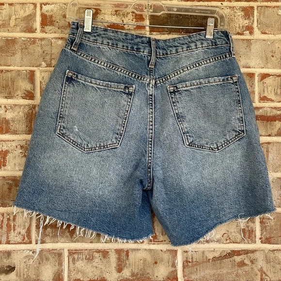 Forever 21 Distressed Blue Jean Button Up Cut Off Shorts - Picture 5 of 6